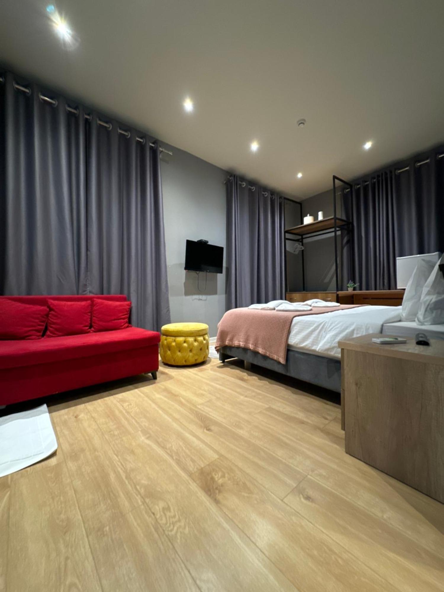 Hotel Tirona Tiranë Luaran gambar