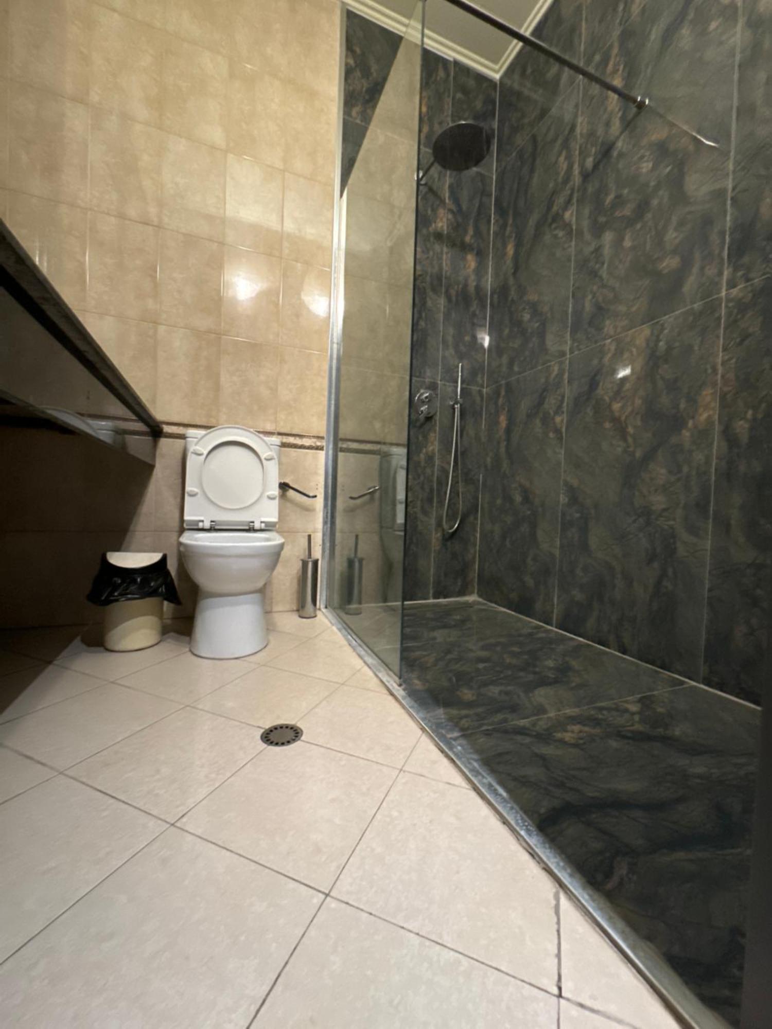 Hotel Tirona Tiranë Luaran gambar
