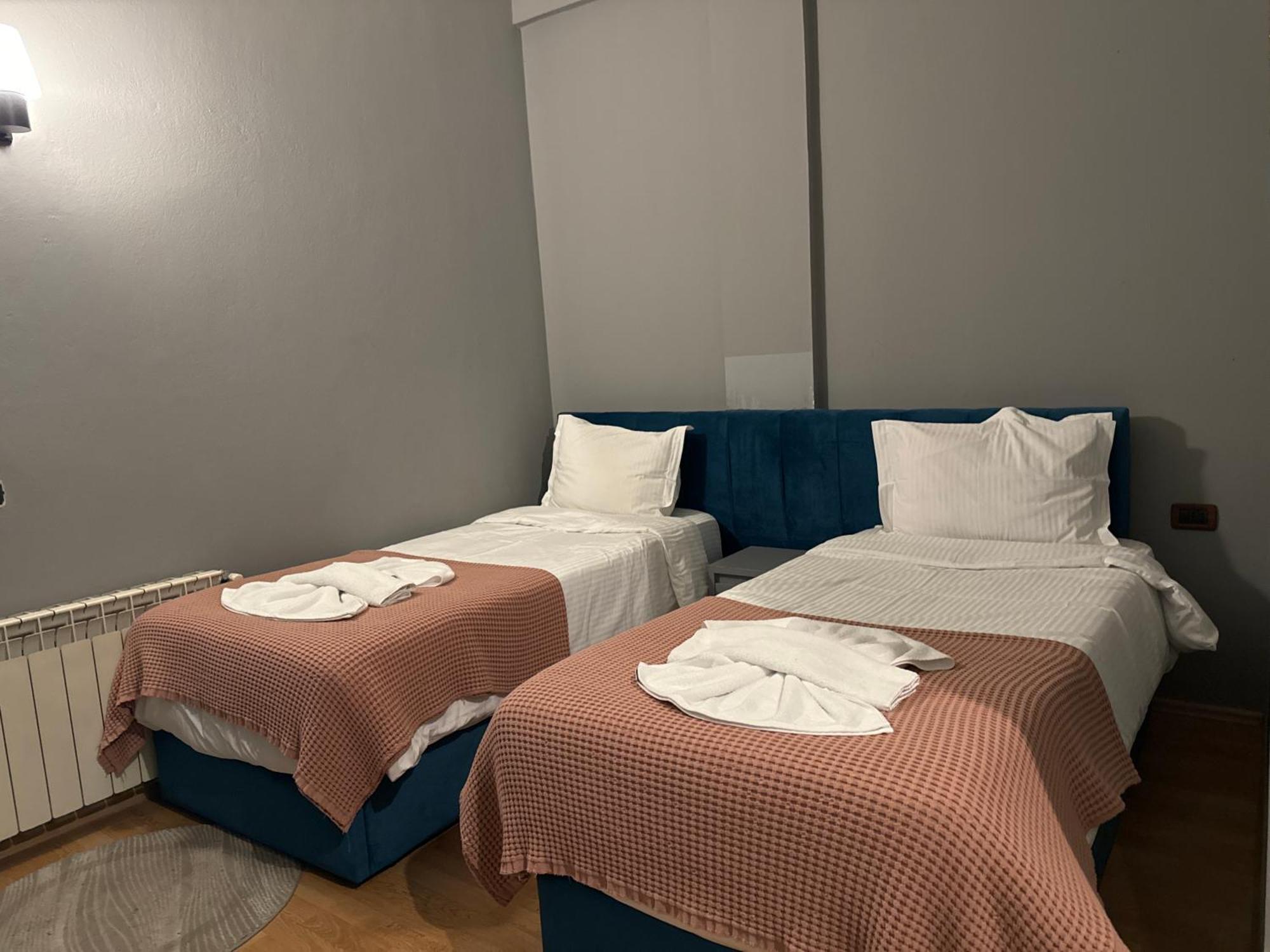 Hotel Tirona Tiranë Luaran gambar