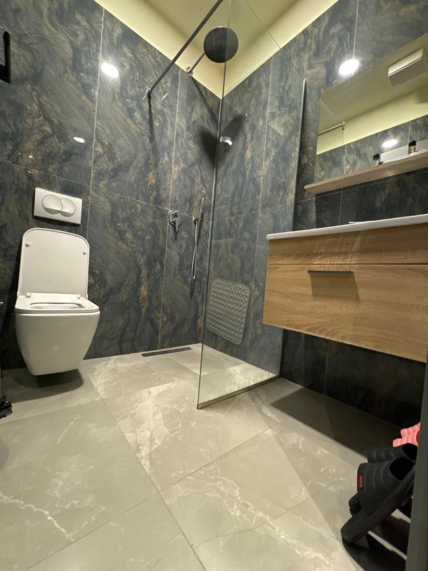 Hotel Tirona Tiranë Luaran gambar