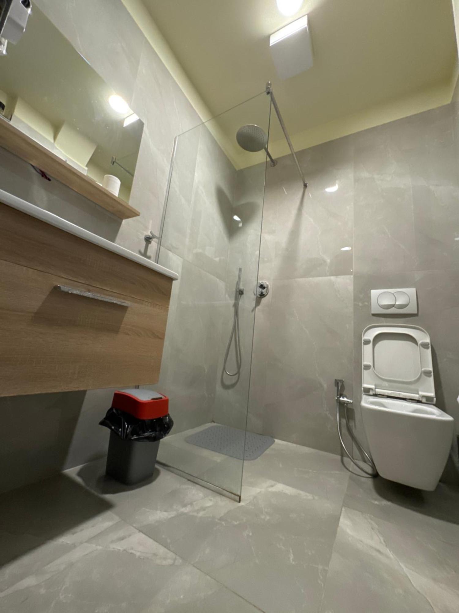 Hotel Tirona Tiranë Luaran gambar