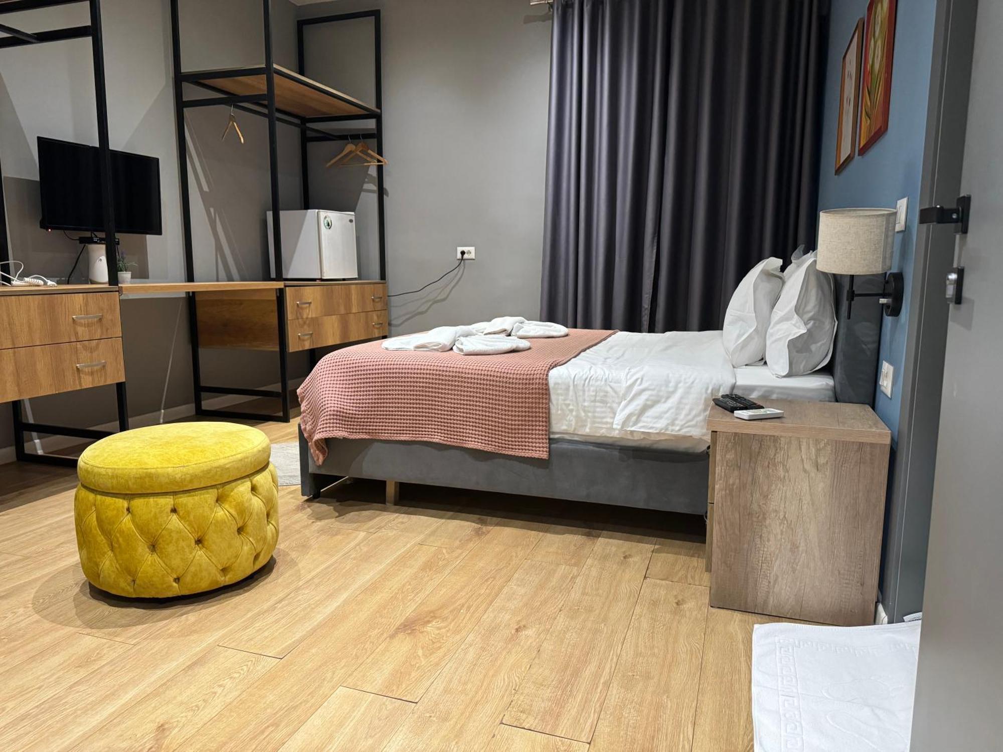 Hotel Tirona Tiranë Luaran gambar